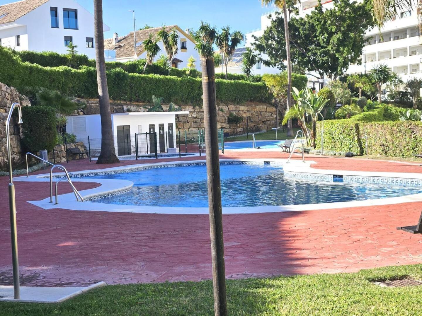 Pass The Keys And Bright Marbella