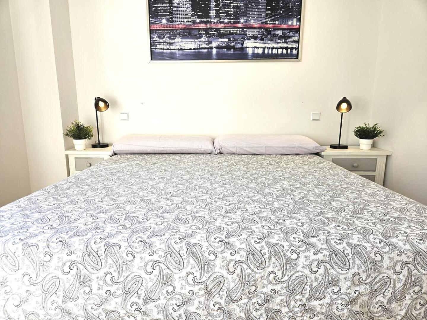 Pass The Keys And Bright Apartemen *